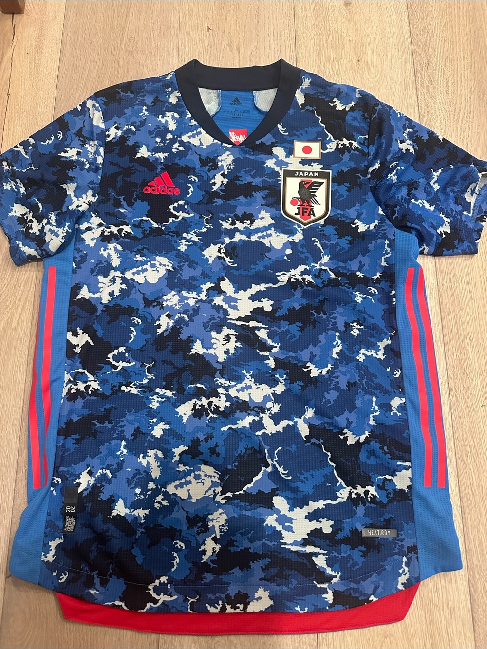 2020-2021 Japan Home Kit Player Version Large